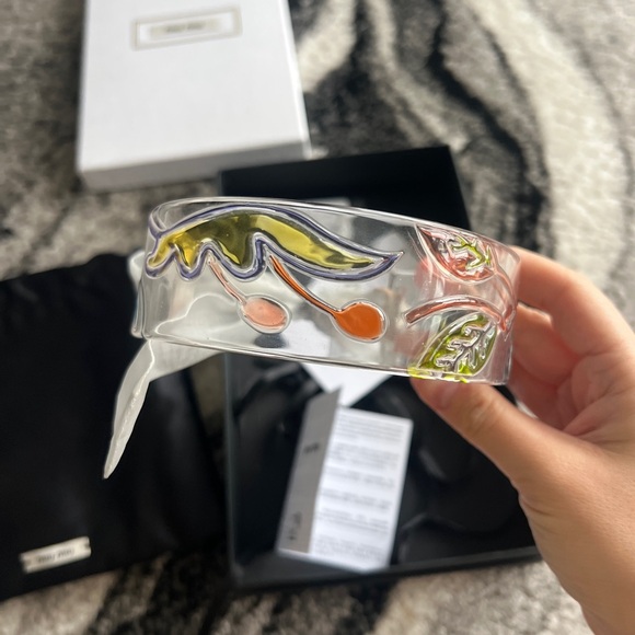 Miu Miu lucite choker from the iconic Spring collection gift box - Picture 3 of 13